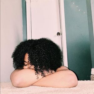 Meet your Posher, Veronica